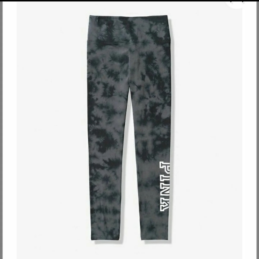 Brand New Victoria's Secret Pink Leggings NWT M